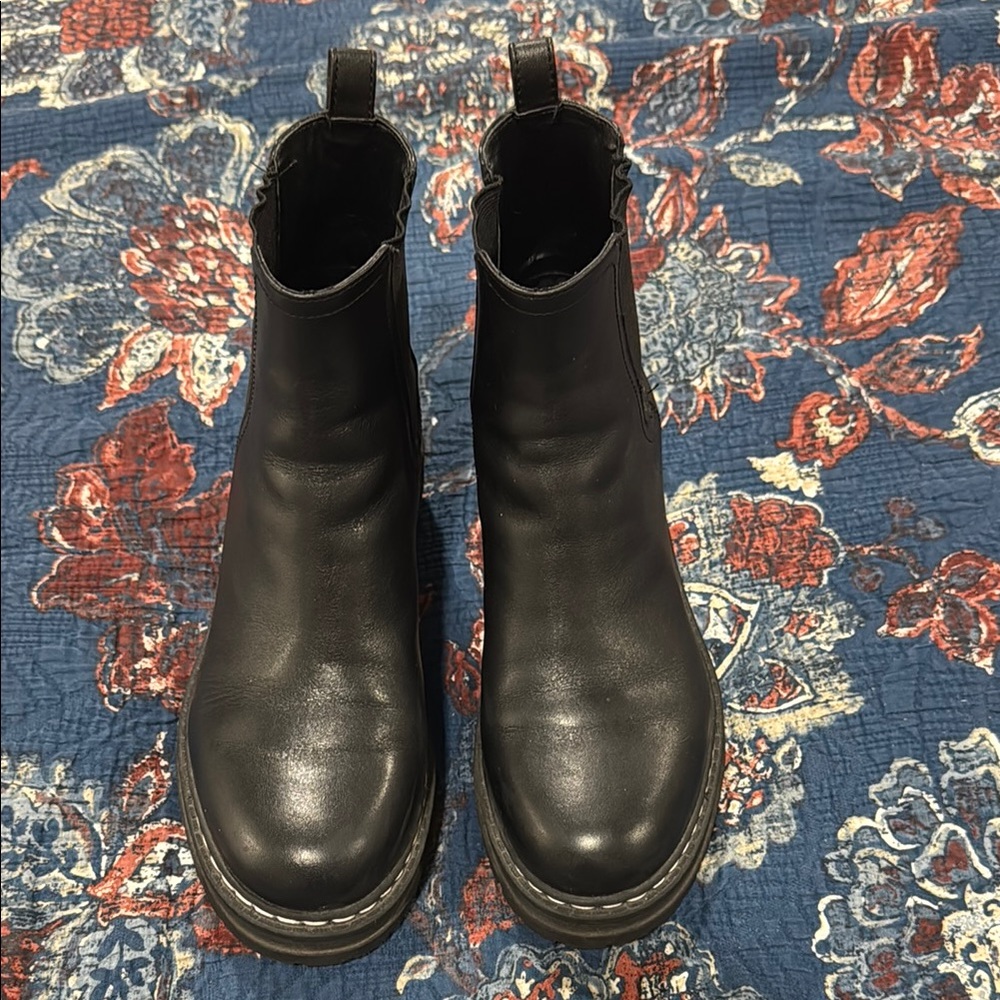 Stylish Black Leather Boots